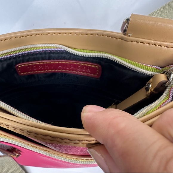 Tommy Hilfiger Women’s Crossbody Pink Small Adjustable Strap Handbag - Picture 5 of 10